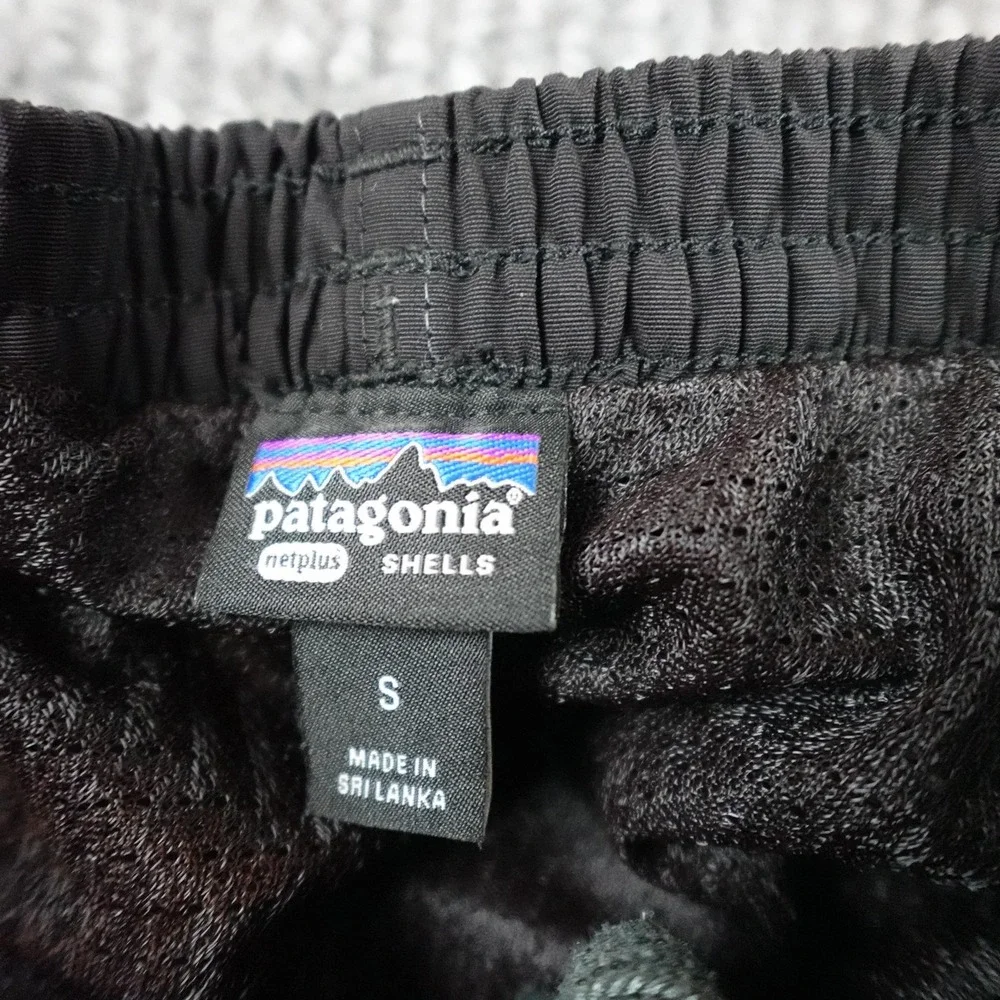 Patagonia Baggies Shorts Mens Small Black Swim Trunks Mesh Lined Quick Dry 58035